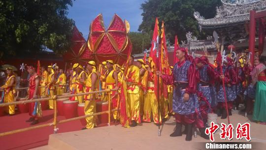 三千兩岸信眾福建東山祭關(guān)帝