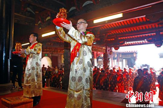 兩岸嘉賓共祭保生大帝 鄭偉明 攝