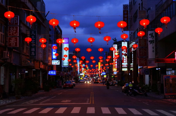 今年亮點(diǎn)將一路從花蓮火車站蔓延到金三角商圈，再延伸到吉安黃昏市場(chǎng)