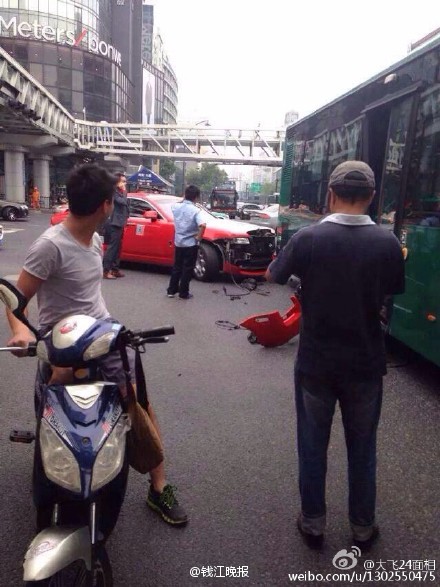 鳥叔在杭州出車禍