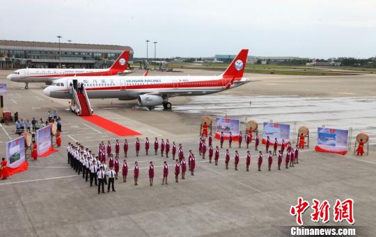 四川航空迎第100架飛機(jī)加盟規(guī)模進(jìn)入全球60強(qiáng)