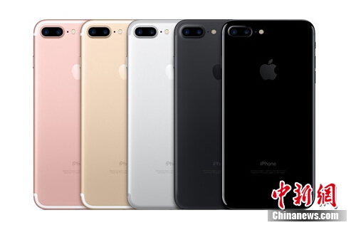 iPhone7和iPhone7 Plus共有5種顏色可選。圖片來(lái)源：蘋果官網(wǎng)