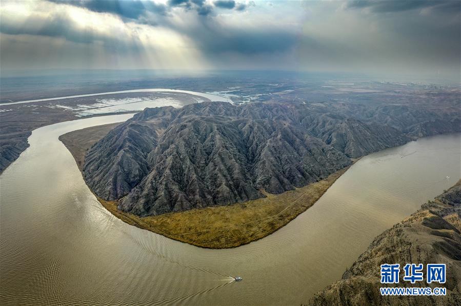 （環(huán)境）（1）春到青銅峽黃河大峽谷