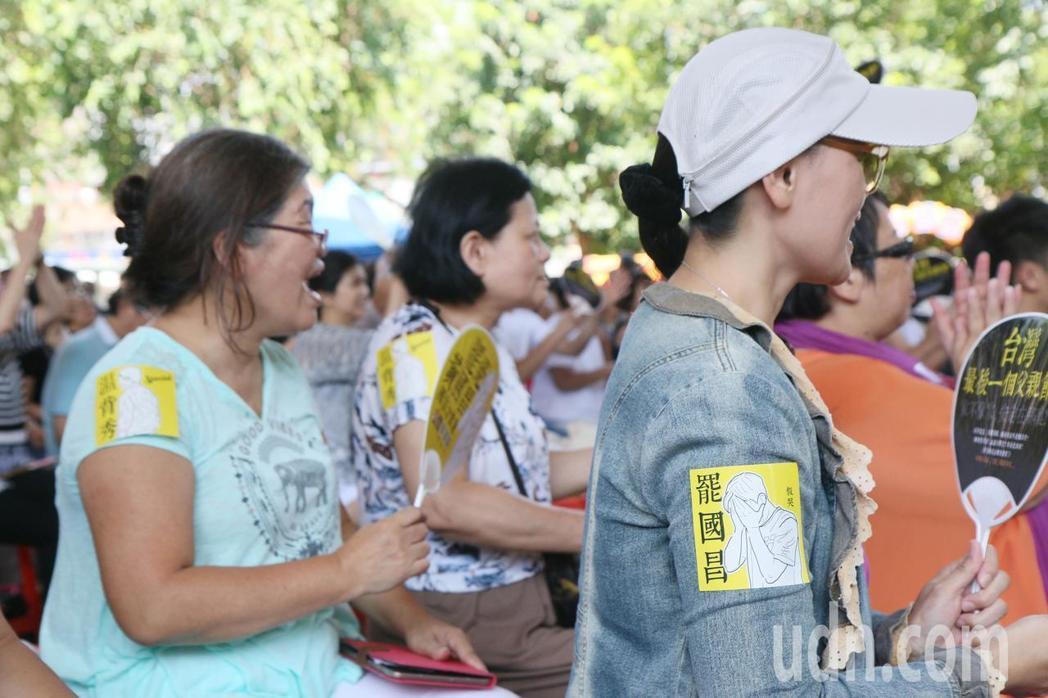 罷免案倒計(jì)時(shí) 黃國昌遭批政治神棍把遊客趕光光