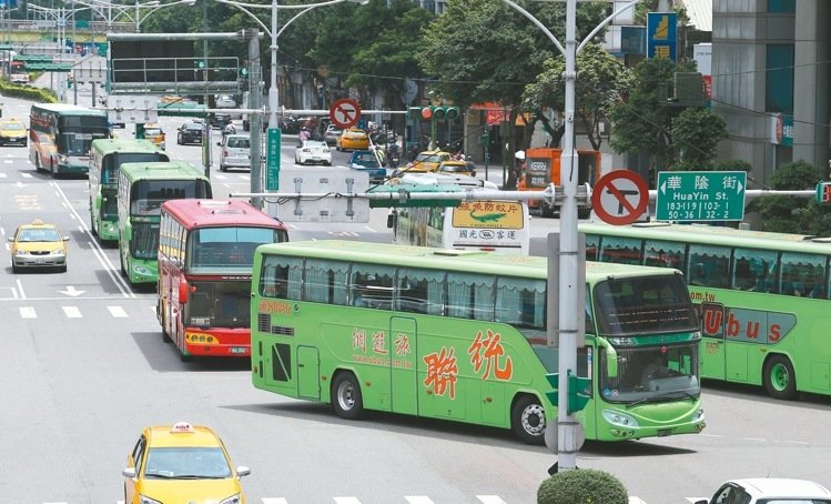 臺新規(guī)8月起不得連上7天班 客運業(yè)擬減班停駛抵制