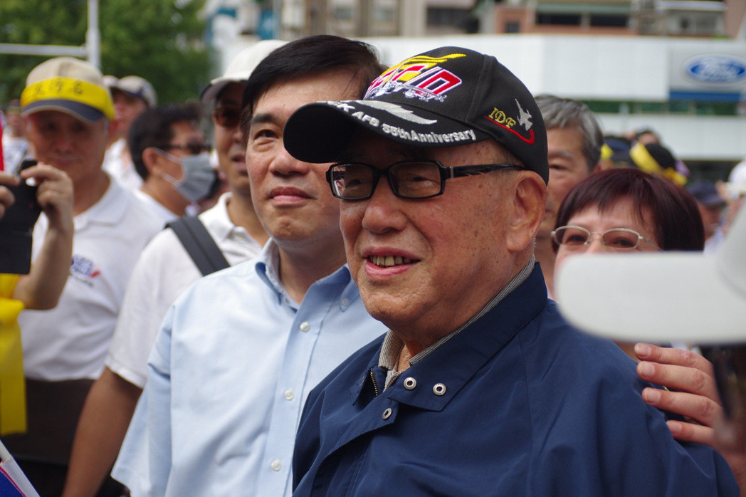 郝柏村9月3日參加軍公教“反污名、要尊嚴(yán)”大遊行