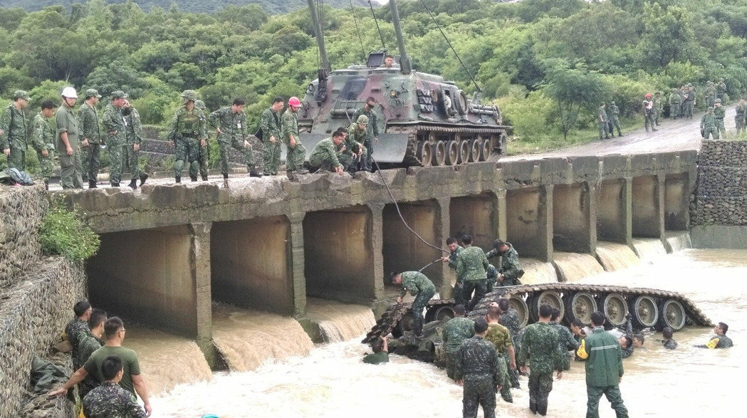 臺(tái)陸軍戰(zhàn)車翻覆案?jìng)山Y(jié) 依業(yè)務(wù)過(guò)失致死罪起訴駕駛員