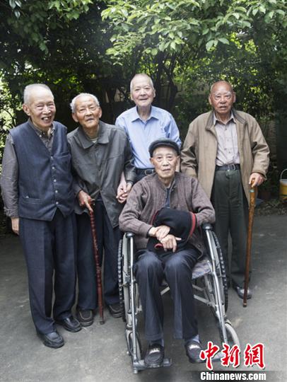 浙江91歲老兵曾在臺(tái)審戰(zhàn)犯一生為兩岸交流奔波