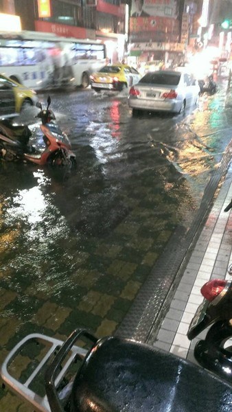 梅雨季造成臺灣中部豪雨成災(zāi)