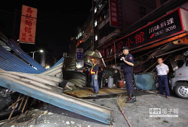  臺灣一飯館發(fā)生氣爆 至7人輕作1人命危（圖）