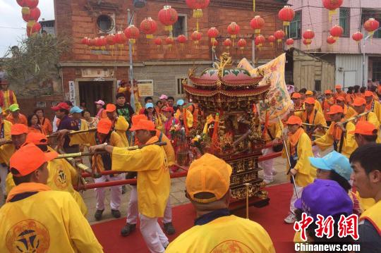 閩臺兩地媽祖宮廟攜手巡遊 422名臺灣信眾參與